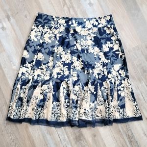 John Paul Richard Silky Floral Pleated Knee Length Skirt Size Large